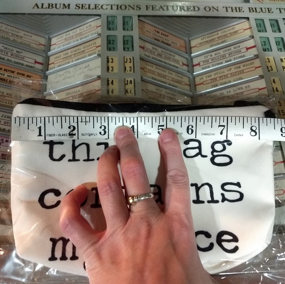 NWT Wicked Fun Cosmetics Bag - Picture 2 of 4